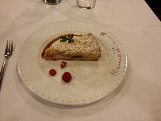 Armando al Pantheon signature dishes Torta Antica Roma
Saltimbocca alla Romana
Abbacchio a Scottadito